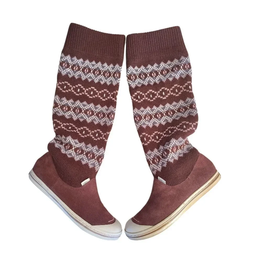 Y2K Simple Brand Burgundy Suede and Knit Sweater Flat Boots Size‎ 7.5